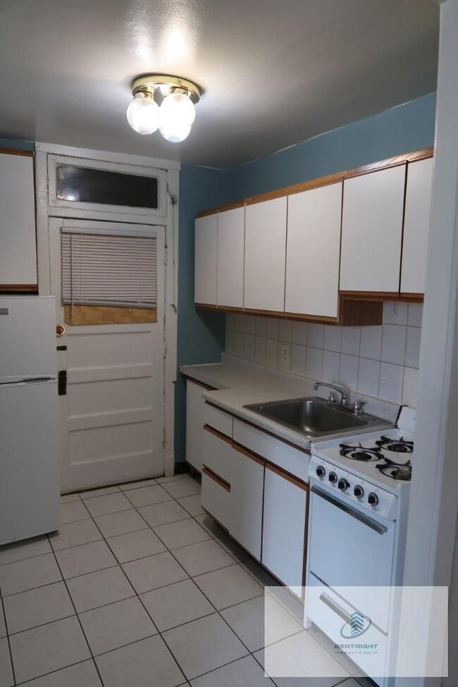 Building Photo - 2617 W Gunnison St