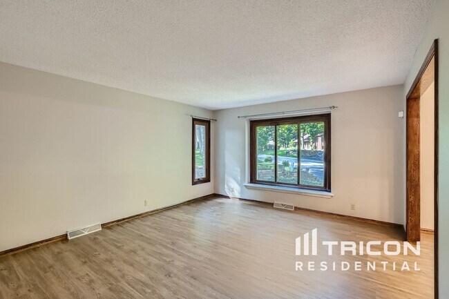 Foto del edificio - 1235 Wilderness Park Cir