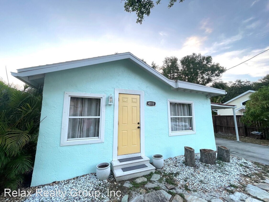 Foto principal - 2 br, 1 bath House - 4111 Sarasota Ave
