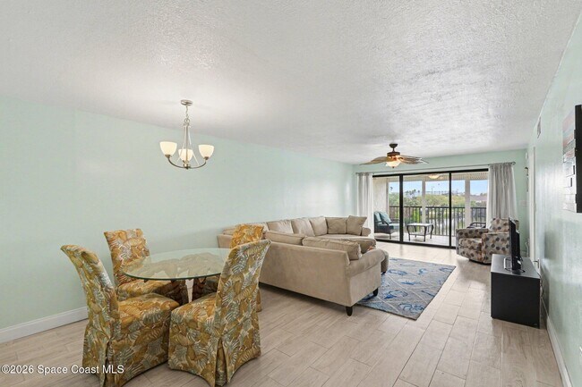 Building Photo - 3613 S Banana River Blvd