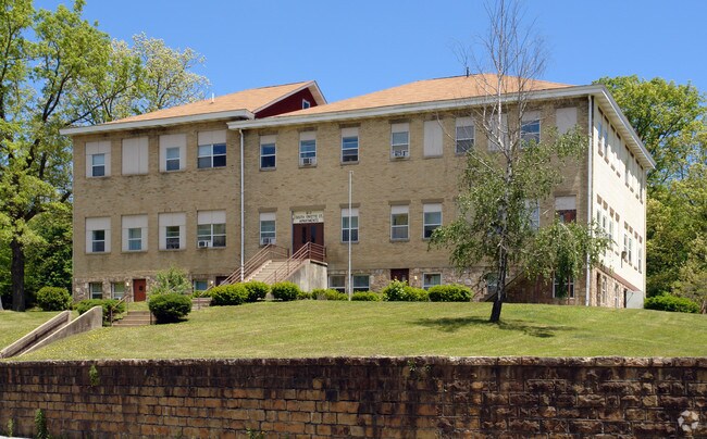 Beckley West Apartments Beckley West Apartments