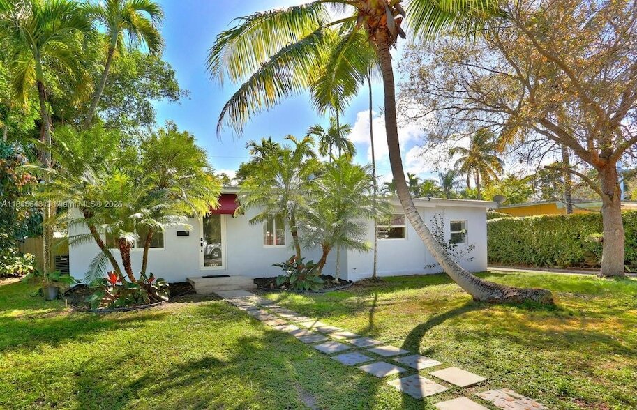 Primary Photo - 6116 SW 46th Terrace