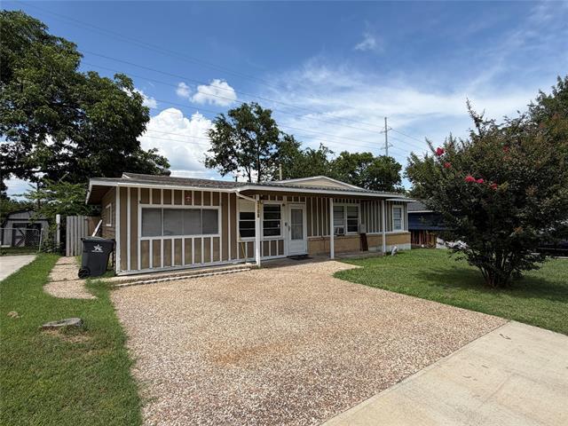 Building Photo - 1109 E Inwood Dr
