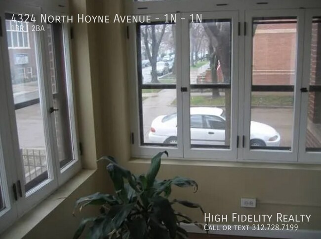 Foto del edificio - 4324 N Hoyne Ave