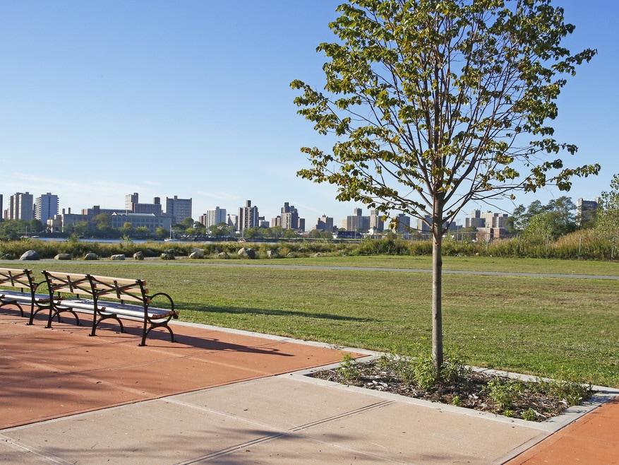 Is Gravesend a Good Place To Live in Brooklyn? Neighborhood Guide by