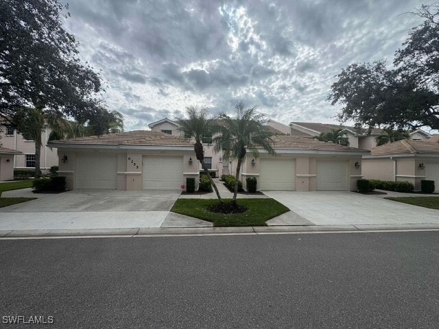 Primary Photo - 6255 Wilshire Pines Cir