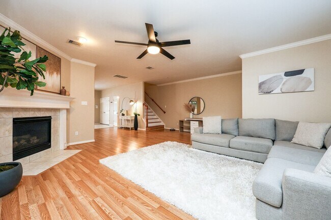 Foto del edificio - 2865 Westhollow Dr