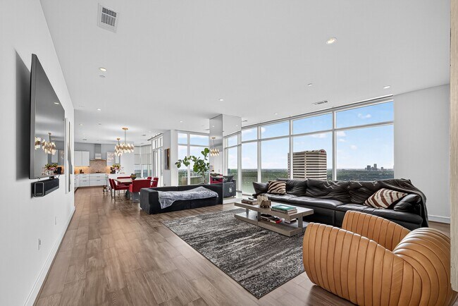 Foto del edificio - 4521 San Felipe St