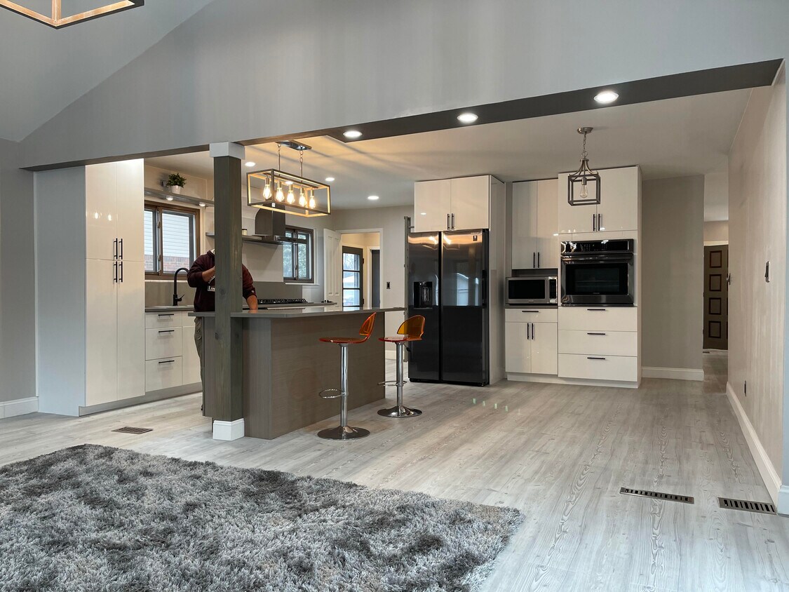 1749 Crestline Dr, Troy, MI 48083 House Rental in Troy, MI