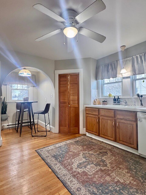 Foto del edificio - 896 Fellsway