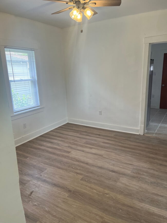 Foto del edificio - 3802 Catalpa St