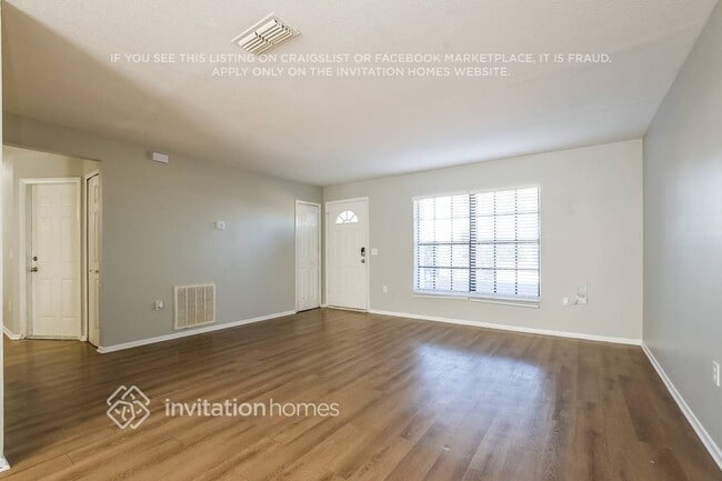 Foto del edificio - 2252 Matthew Cir