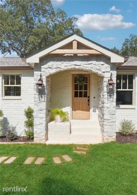 Building Photo - 2 br, 2 bath House - 2470 Adams Drive SE