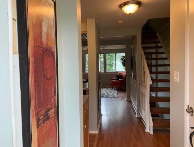 Building Photo - 840 Regal Path Ln