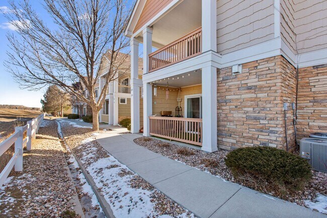Foto del edificio - Students Welcome! Bright and Spacious 2-Bedroom, 2-Bath Condo in South Loveland