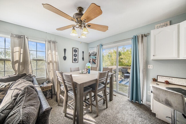 Foto del edificio - 10497 S Jackson Rd