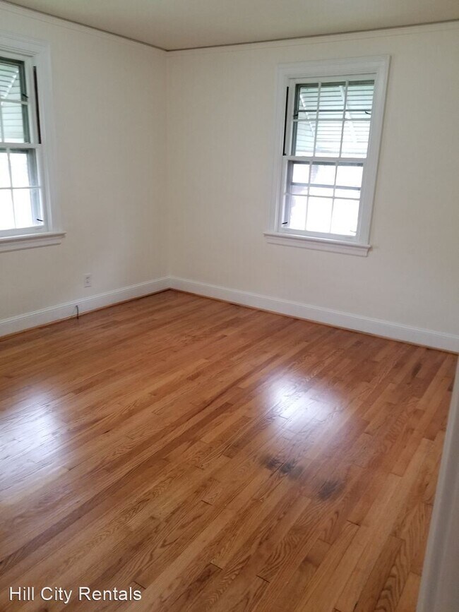 Foto del edificio - 3 br, 1 bath House - 2215 Park Place