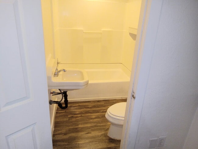 Building Photo - 260 W Antelope Dr