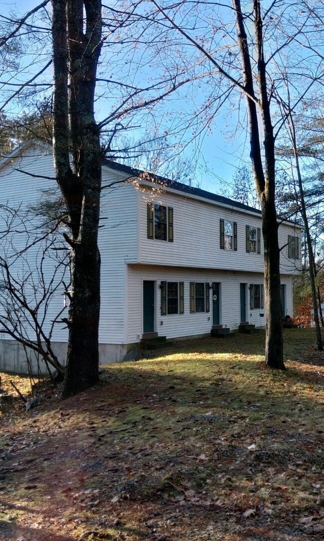 Building Photo - 77 Bunker St
