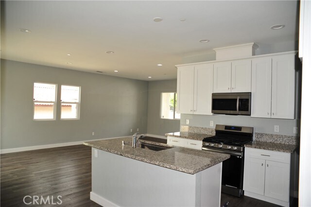 Building Photo - 66893 Ironwood Dr