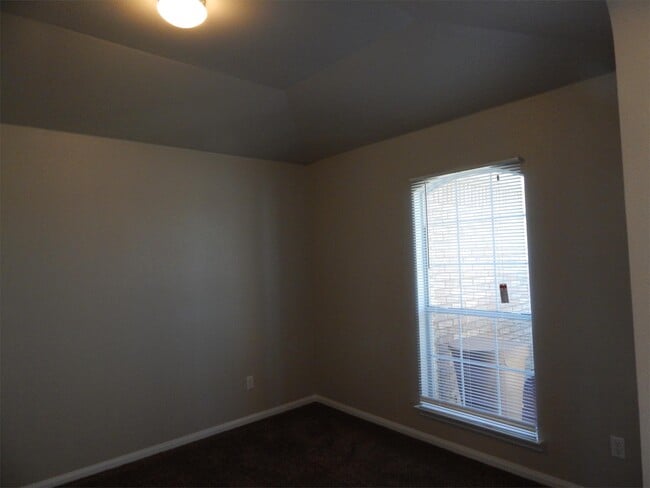 Foto del edificio - 601 Cattail Cir