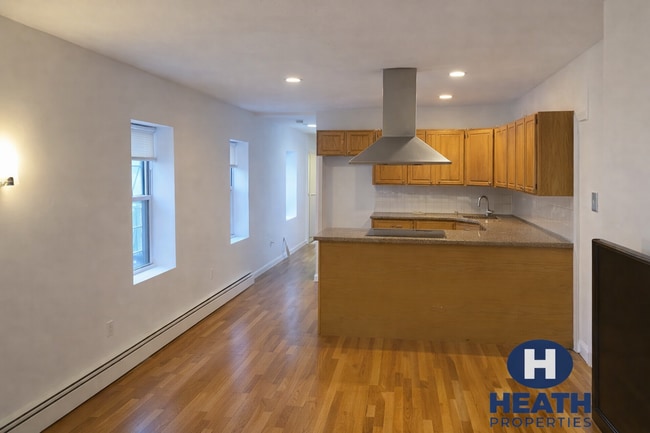 Building Photo - 22 Saint Cyprians Pl