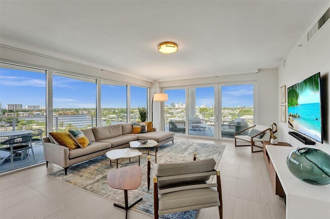 Building Photo - 612 Bayshore Dr
