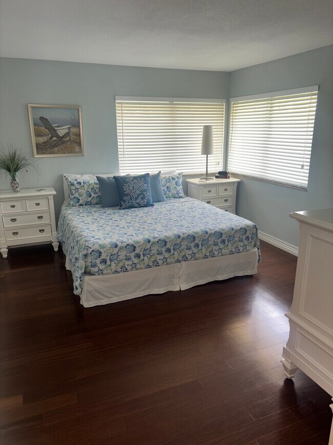 Foto del edificio - 29130 Bay Hollow Dr