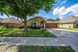 Building Photo - 5725 Eldon Martin St