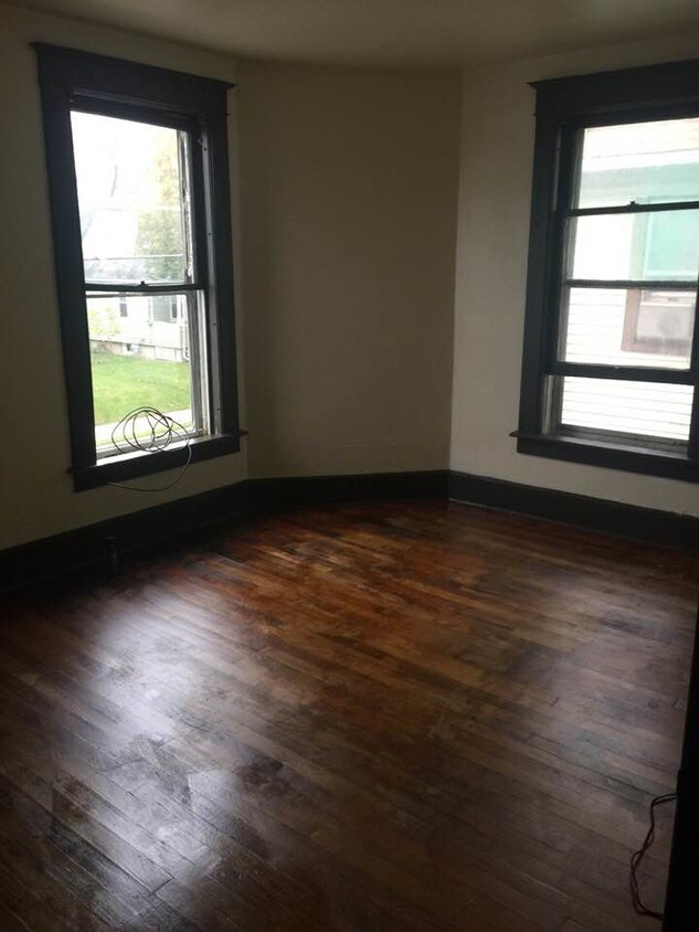 14 Crocker Ave Unit 1, Johnson City, NY 13790 Apartment for Rent in