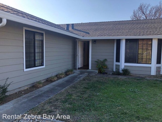 Foto del edificio - 2 br, 2 bath House - 1891 Santa Monica Street