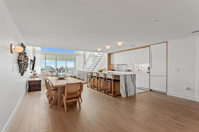 Photo - 1040 Biscayne Blvd Apartment