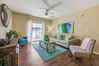 Model Living Room - Gables Oak Creek