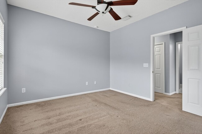 Foto del edificio - Cable TV and Internet Included!