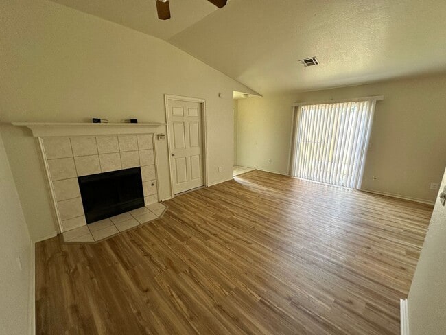 Building Photo - 3203 Conestoga Dr