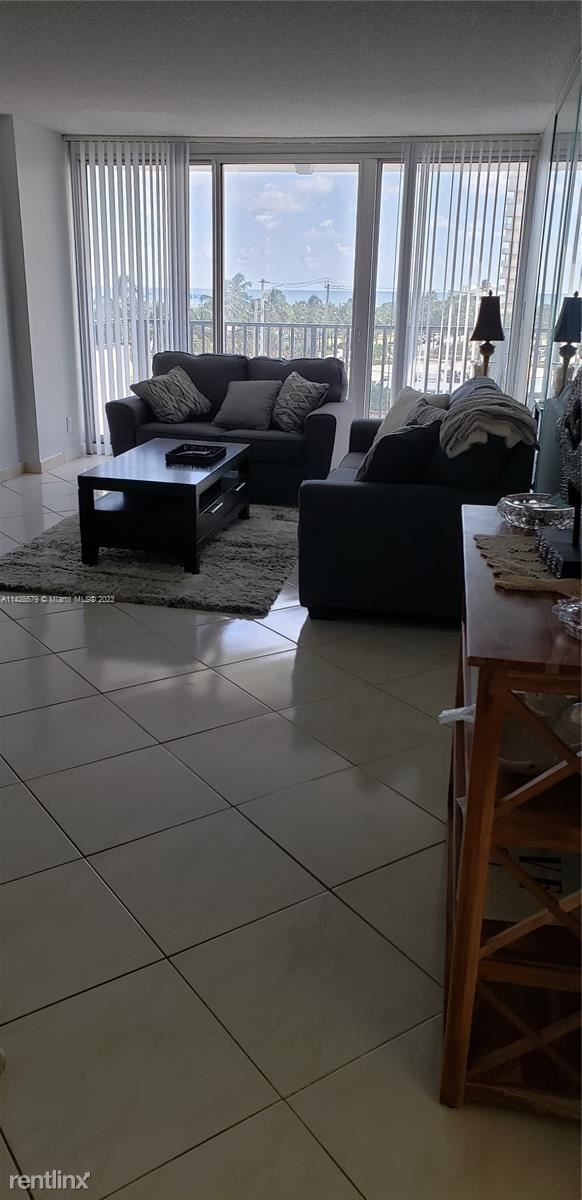 Foto del edificio - 2 br, 2 bath Condo - 525 N Ocean Blvd Apt 623