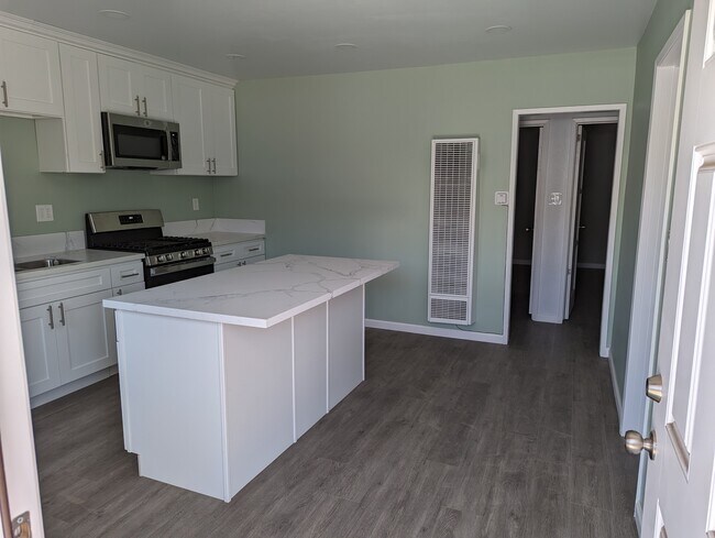 Kitchen from entrance - 3847 W 104th St
