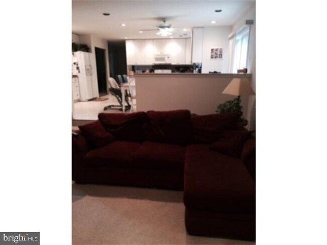 Building Photo - 626 Nicole Dr