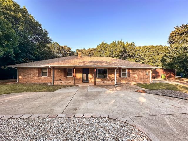 Primary Photo - 6616 Crooked Ln