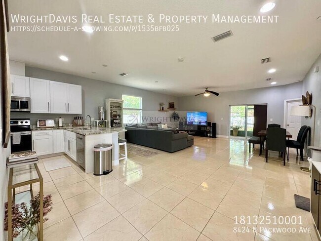 Foto del edificio - 8424 N Packwood Ave