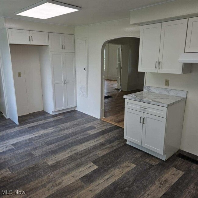 Building Photo - 4541 Dogtown Rd