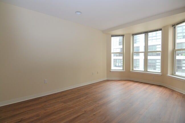 Interior Photo - Landmark Square Apartments