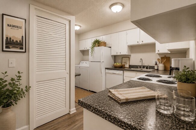 Foto del edificio - Hickory Creek Apartment and Townhomes