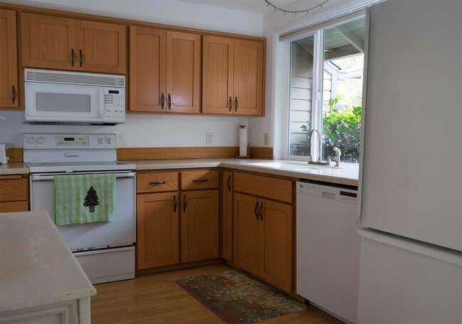 Foto del edificio - 3383 NW Walnut Blvd