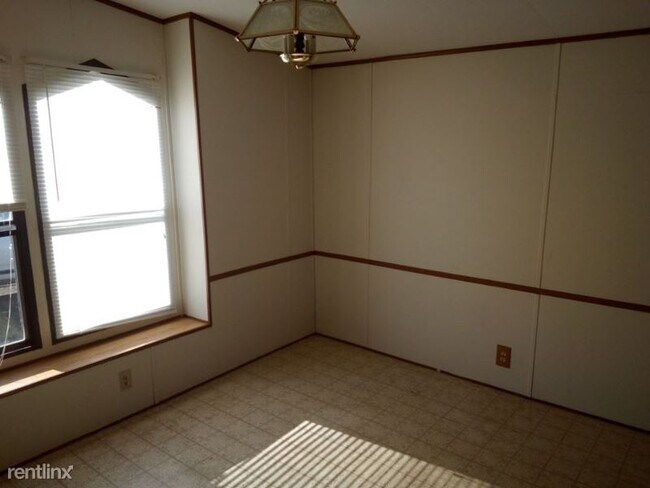 Foto del edificio - 2 br, 1 bath Mobile Home - 576 Ridge Row Dr