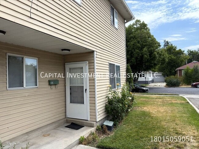 Building Photo - 2342 S 600 E