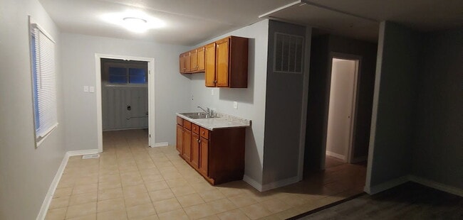 Foto del edificio - 5817 N 32nd St