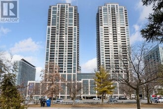 Building Photo - 1926 Lake Shore Blvd W