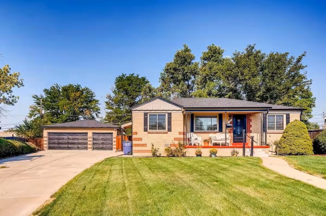 Photo - 1367 S Beach Ct House