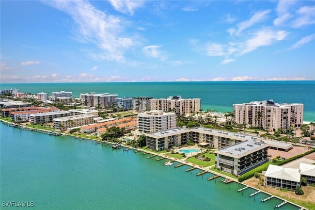 Building Photo - 3200 Gulf Shore Blvd N